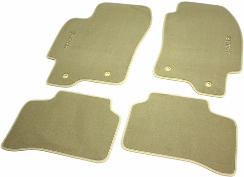 Tapis moquette velours beige - velours,