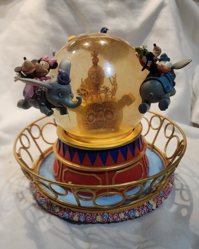 Disney dumbo ride musical - disney,