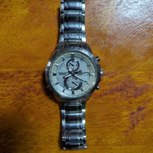 Montre chronographe solaire