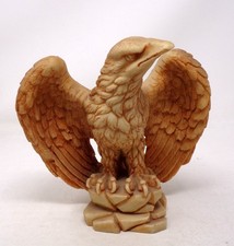 joli aigle impérial style 1° empire , napoléon 1° , en résine , a voir