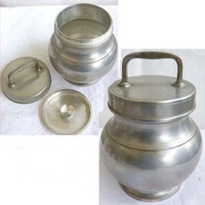 POT A BOUILLON ETAIN ESTAMPILLE