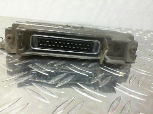 Calculateur moteur renault - calculateur,