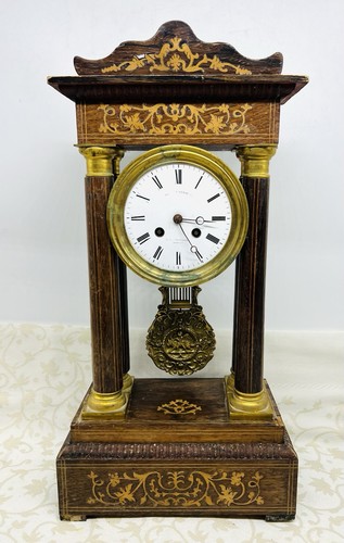 Horloge pendule portique - pendule,