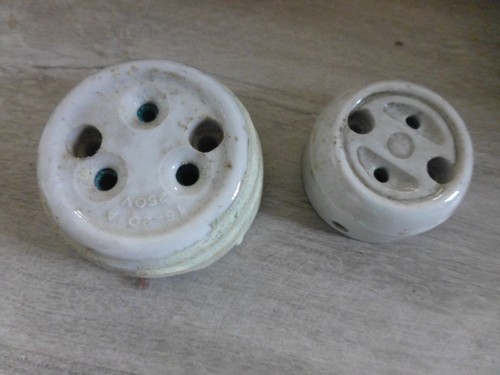 Lot ancienne prise porcelaine - prise,