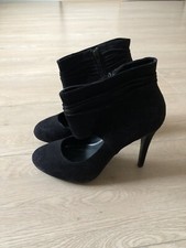 Escarpins noirs en daim 3 Suisses Collection pointure 37