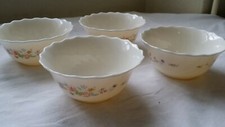 Lot de 4 Ramequins en arcopal