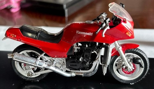 Kawasaki gpz900r bike - gpz900r,
