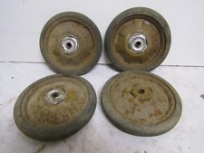 ensemble de 4 roues de voiture