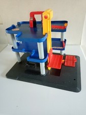 garage miniatures auto pour pièces BERCHET ref 2202 37X27X30cm rampes manquantes