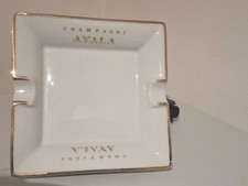 Cendrier publicitaire