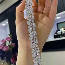 Bracelet tennis pour femme en or blanc 14 carats et diamants taille poire 9 c...