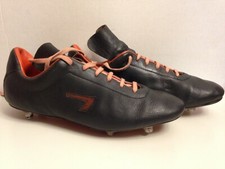 ANCIENNES CHAUSSURES FOOTBALL CUIR NOEL - VINTAGE // TAILLE 42