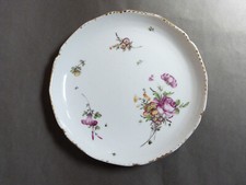 assiette en porcelaine de