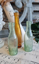 ANCIENNE DINETTE 3 BOUTEILLES