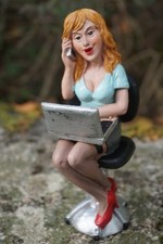 815.9459  FIGURINE METIER