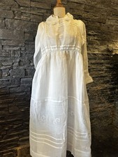 Ancienne robe de communiante en organdi