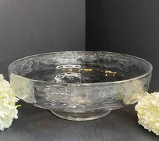 Très belle coupe en cristal gravée