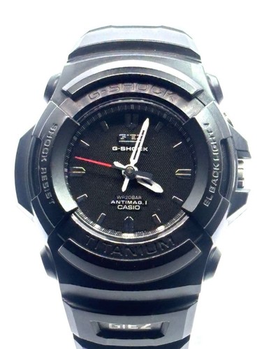 Montre anti magnétique - montre, anti-magnétique