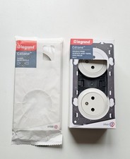 Double prise 2P+T Surface