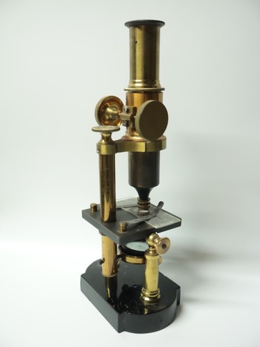 Ancien microscope monoculaire - ancien,