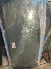 Lunette arrière chrysler