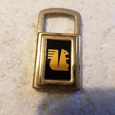 RARE porte clés caisse d'épargne années 70 système à tirette