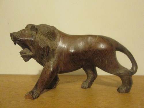 Sculpture lion rugissant bois - rugissant,