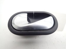 POIGNEE INTERIEURE PORTE AVANT