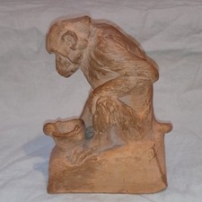 Sculpture en terre cuite,  Singe signé Emmanuel SAMSON