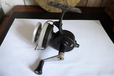 ancien moulinet sport de pezon et michel