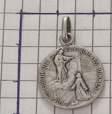 ANCIEN PENDENTIF MEDAILLE   JESUS CHRIST COEUR Sacré