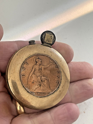 Briquet poilu - de, .