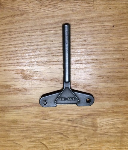 Clef triang pour jouet - triang,