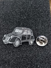 Pin's Pins Pin Enamel 61 Voiture Citroën Deuch Deudeuche "2 Chevaux"