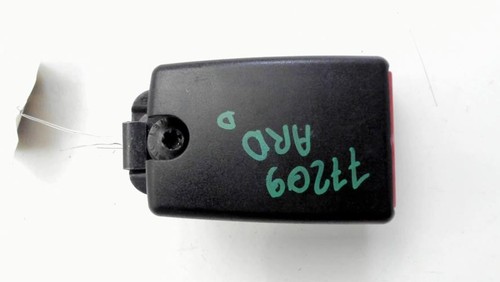 Attache ceinture arriere droit