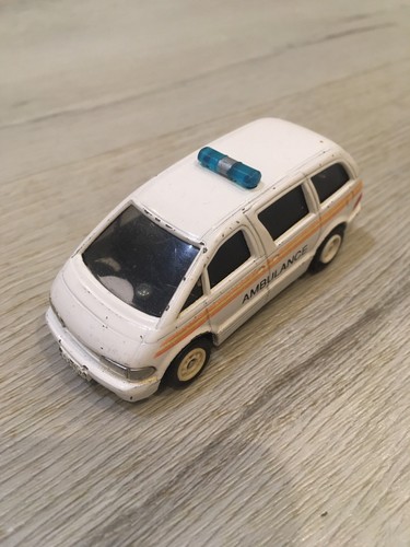 Ancien toyota previa ambulance - toyota,