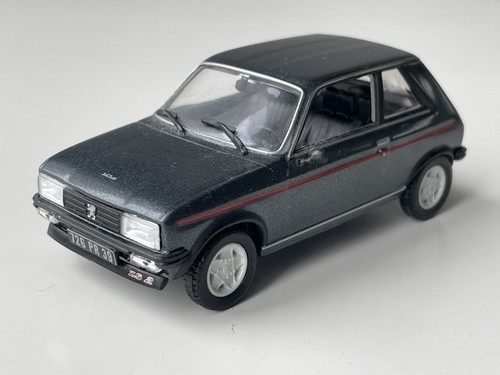 Peugeot 104 gris - peugeot, 2