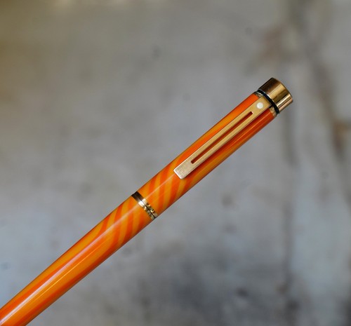 Stylo plume sheaffer - plume, targa