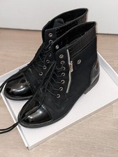 Bottines bi-matière avec lacets 39