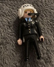 Playmobil Personnage : 1 femme Police Casque