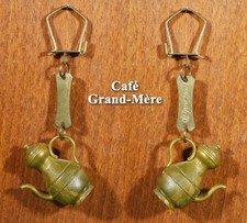 Cafés Grand-Mère, porte-clefs cafetière en plastique