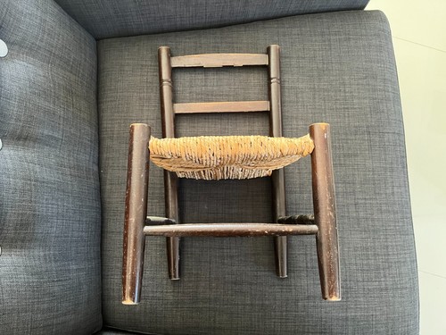 Chaise ancienne enfant de - chaise,