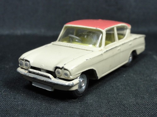 Vintage corgi toys - #234, ford