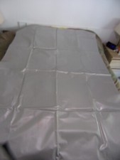 nappe toile cirée 200x140 PVC sur tissu non tissé gris brillant