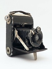Zeiss Ikon Ikonta 520 (7.5 cm f/6.3 Novar Anastigmat lens)