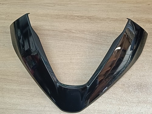 Cache plastique carenage - un,