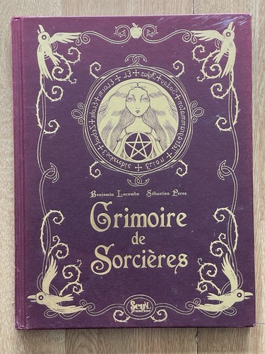 Grimoire sorcières - grimoire,
