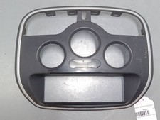 682608894R CONSOLE CENTRALE /