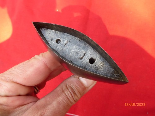 Emporte piece outil ancien - emporte,