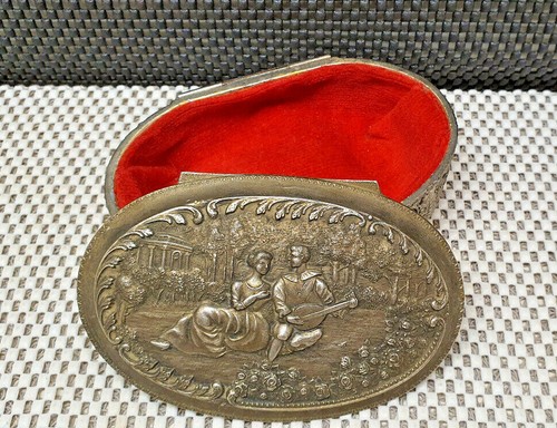 Ancien coffre bijoux métal - coffre,